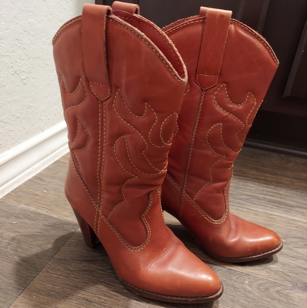 Vintage Red Leather Heeled Town & Country High Heeled Cowboy Boots